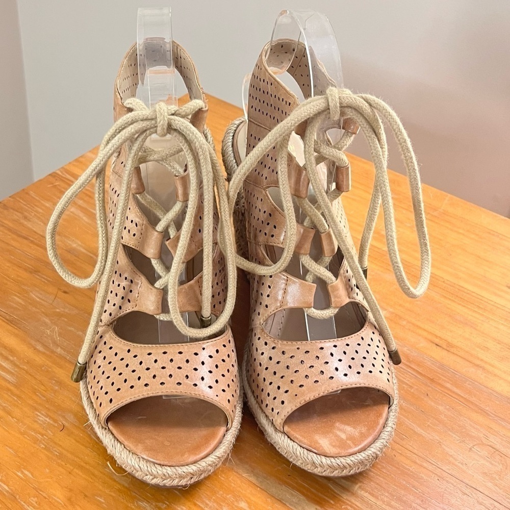 Johnston & Murphy Women’s Mandy Leather Wedge Espadrille Sandals - Picture 2 of 11